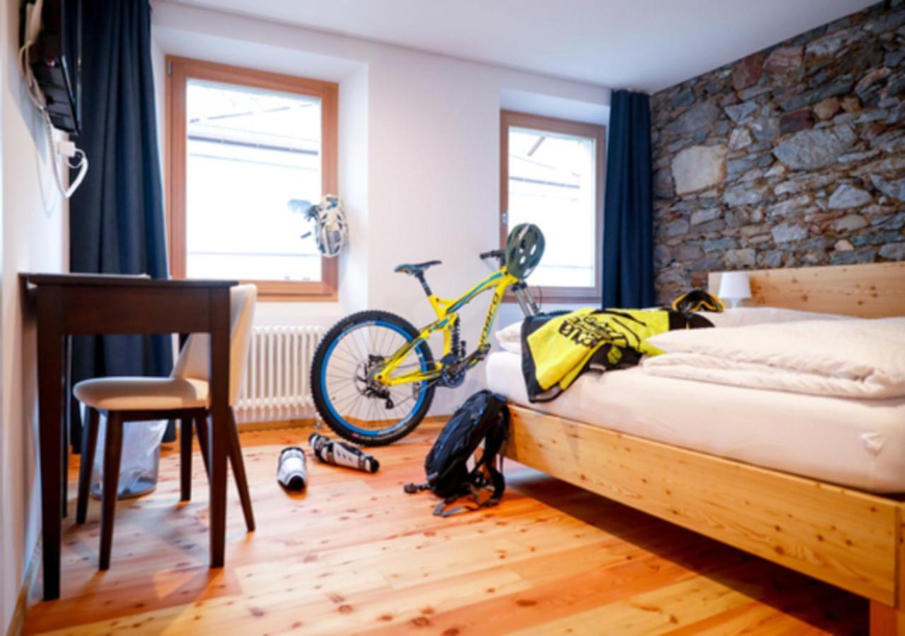 Bed&bike Tremola San Gottardo Airolo